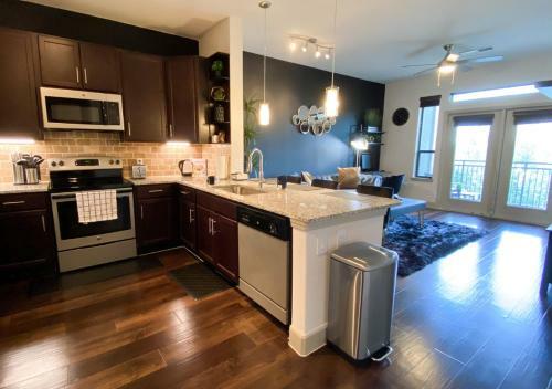 Apartamento Modern Luxe Oasis Heart Of Houston