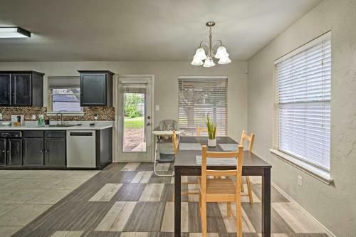 Pet-friendly Round Rock Home Near Kalahari!