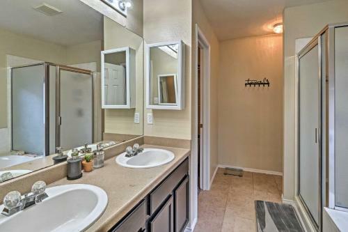 Pet-friendly Round Rock Home Near Kalahari!