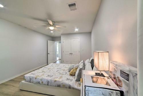 Modern Rockport Home, 1 Mi To Holiday Beach!
