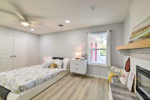 Modern Rockport Home, 1 Mi To Holiday Beach!