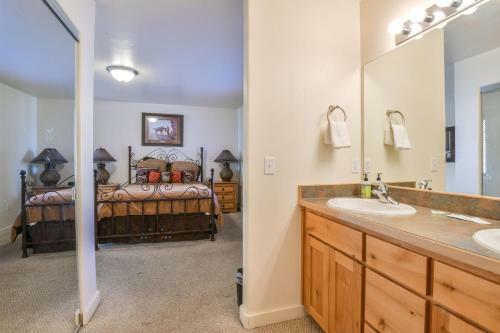 Rvv 4a4 - Beautiful 3 Bed Two And A Half Bath Home Near Pool