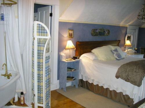 Dakotah Rose Bed And Breakfast