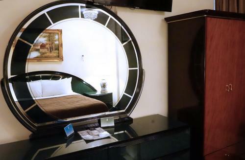 Paris Suites Hotel New York
