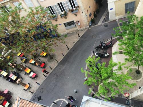 Apartamentos �51