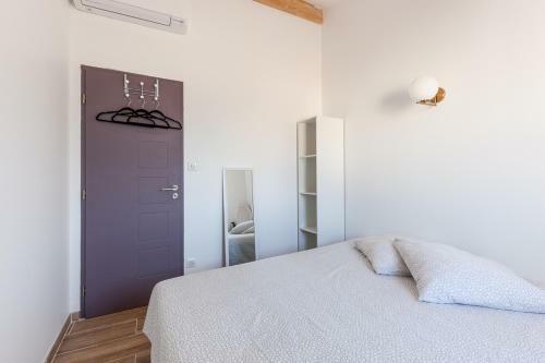 Alpinias Bed And Breakfast