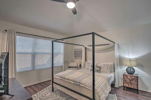 Stylish San Antonio Home Less Than 2 Mi From Seaworld