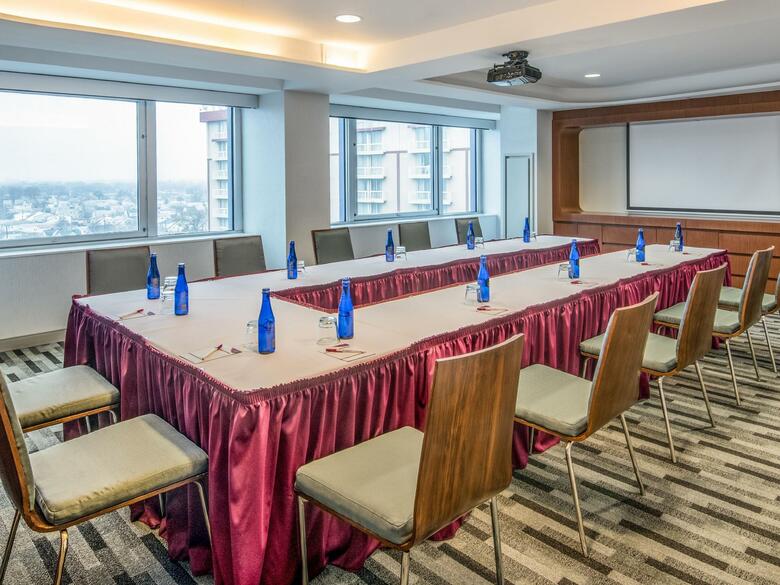 Hotel Crowne Plaza Jfk Airport