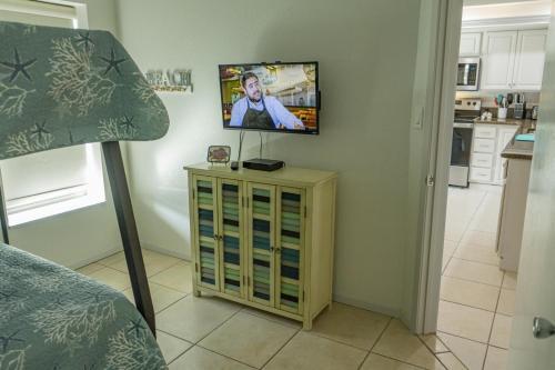 Stunner 9th Floor View Home With 2 Heated Pools - Saida 3-903