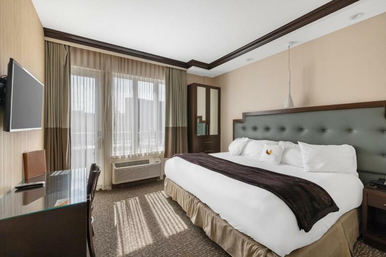Condor Hotel Brooklyn