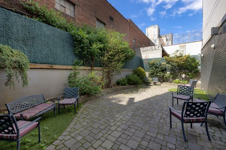 Condor Hotel Brooklyn