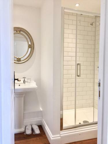 Bed & Breakfast Maison Hirondelles H�tes