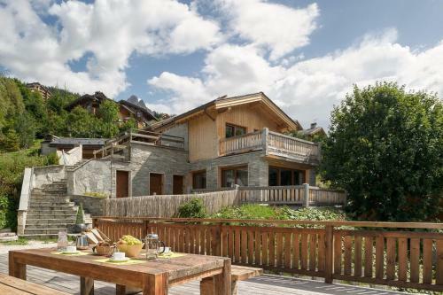 Chalet Zebra