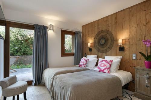 Chalet Zebra