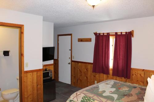 Alpine Motel Of Cooke City
