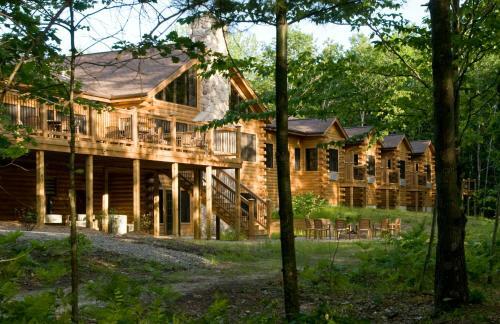 The Rockwell Lake Lodge, A Cobblestone Hotel