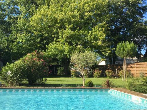 Bed & Breakfast Le Gite de La Canop�e de Mios