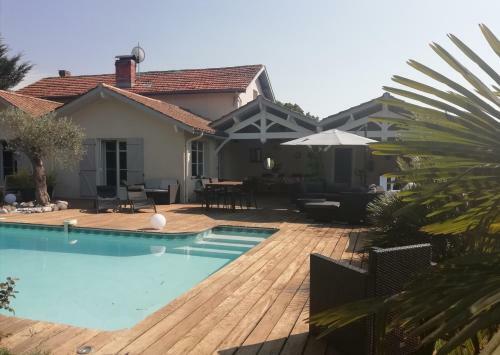 Bed & Breakfast Le Gite de La Canop�e de Mios