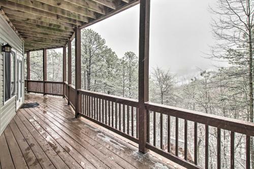 Peaceful House With Hot Tub And Ski Slope Views!