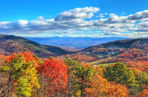 Family Friendly Massanutten Home With Beautiful Mountain Views!