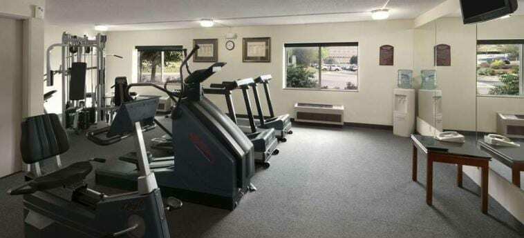 Hotel Days Inn & Suites Omaha