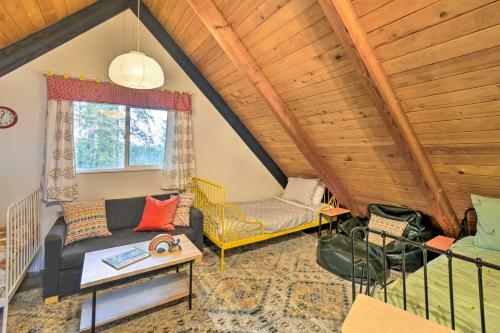 Coastal Cabin With Puget Sound And Rainier Views!