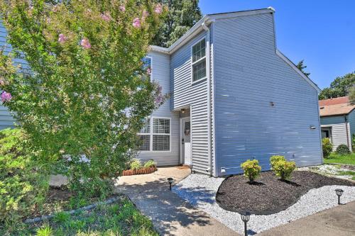 Virginia Beach Townhouse - 2 Mi To Boardwalk!