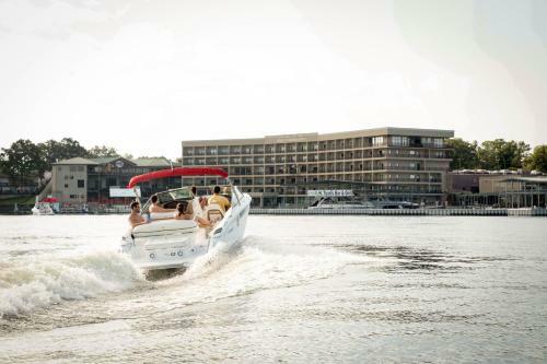 Hotel Camden On The Lake Resort