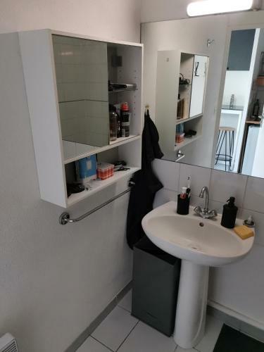 Apartamento Studio Moderne Et Lumineux Am�nag� Avec G�ut