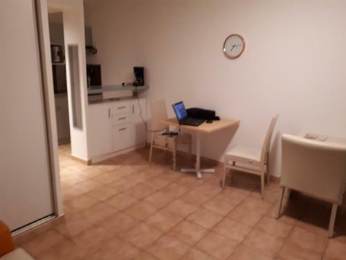 Apartamento Apparthotel Proche de Cannes