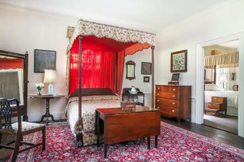 Linden - A Historic Antebellum Bed And Breakfast