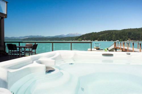 Hood Canal Resort In Union, Wa