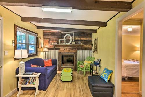 Rustic Hideaway With Fire Pit Less Than 1 Mi To River!