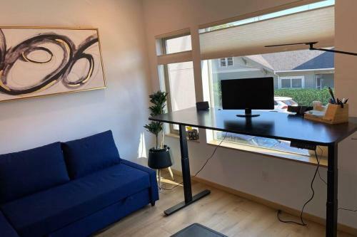 Apartamento Cheerful New Modern Townhome Close To Downtown