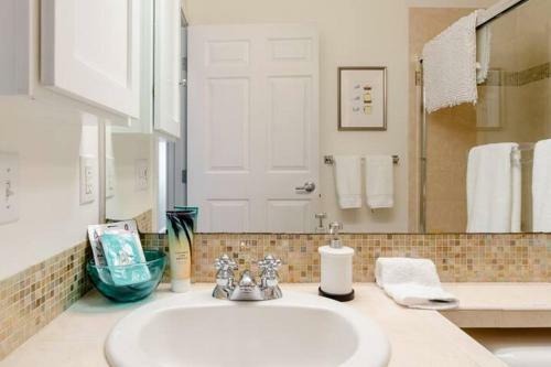 Apartamento Top Floor Water View Oasis Near Space Needle & Waterfront