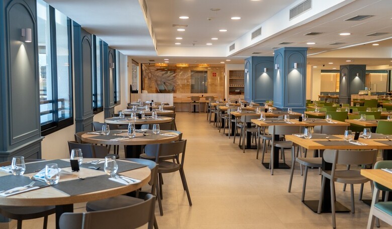Hotel h Top Jadhe