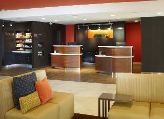 Hotel Courtyard By Marriott Louisville East
