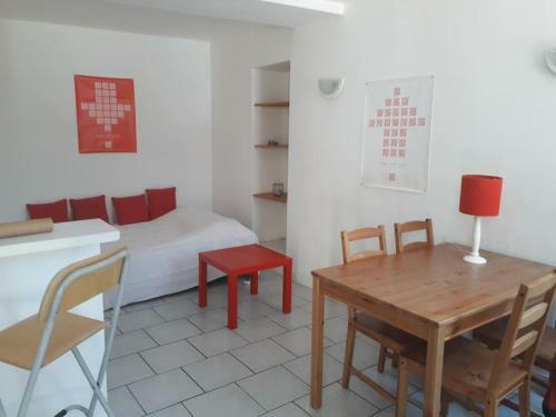 Apartamento Studio C?ur de Ville Proche Gare Parking Tram