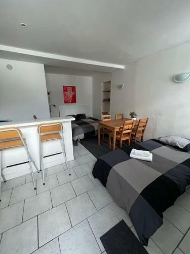 Apartamento Studio C?ur de Ville Proche Gare Parking Tram