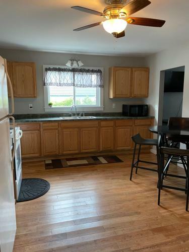 Good Knight Inn - Cozy Home Close To Fun Activities