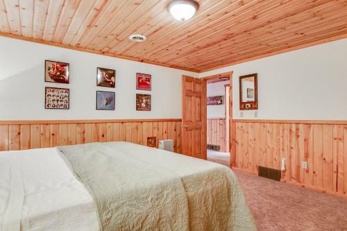 Cranberry Cove Lodge