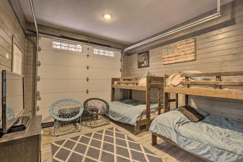 Inviting Anglers Abode With Grill And Rv Hookups