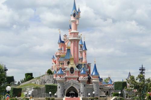Roulotte Insolite Avec Terrasse Proche Paris Disney