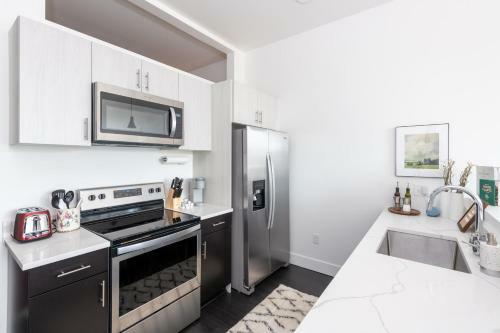 Apartamento Flexhome Skywalk To Fiserv U2 Rooftopgymparking