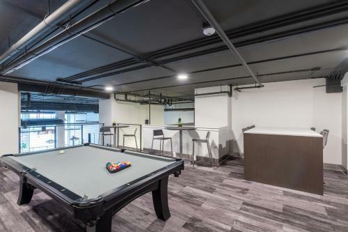 Apartamento Flexhome Skywalk To Fiserv U2 Rooftopgymparking
