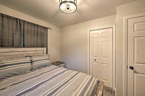 Updated Twin Lakes Cottage, Walk To Lake Mary