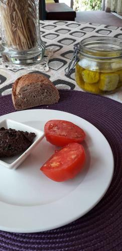 Bed & Breakfast La Maison de Marie-jeanne - Chambres Et Table D'h�tes