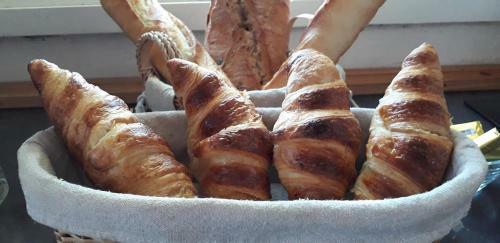 Bed & Breakfast La Maison de Marie-jeanne - Chambres Et Table D'h�tes