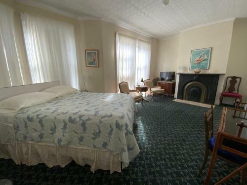 Fort Pl B&B