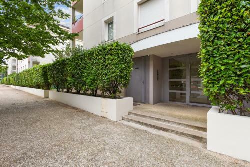 Chic Apart With Parking Southern Paris